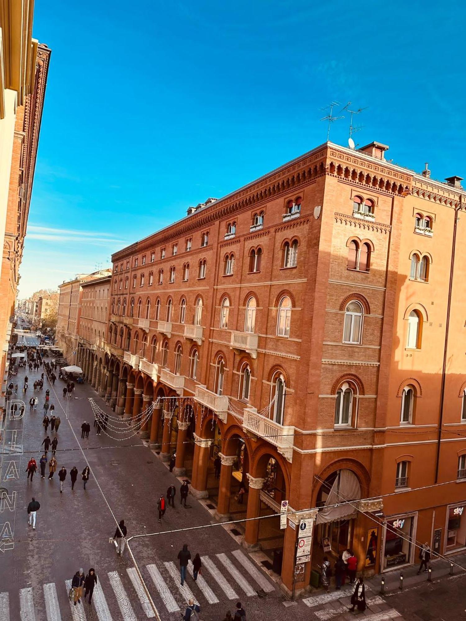 Whouse Suite Apartament Indipendenza Bologna Bagian luar foto