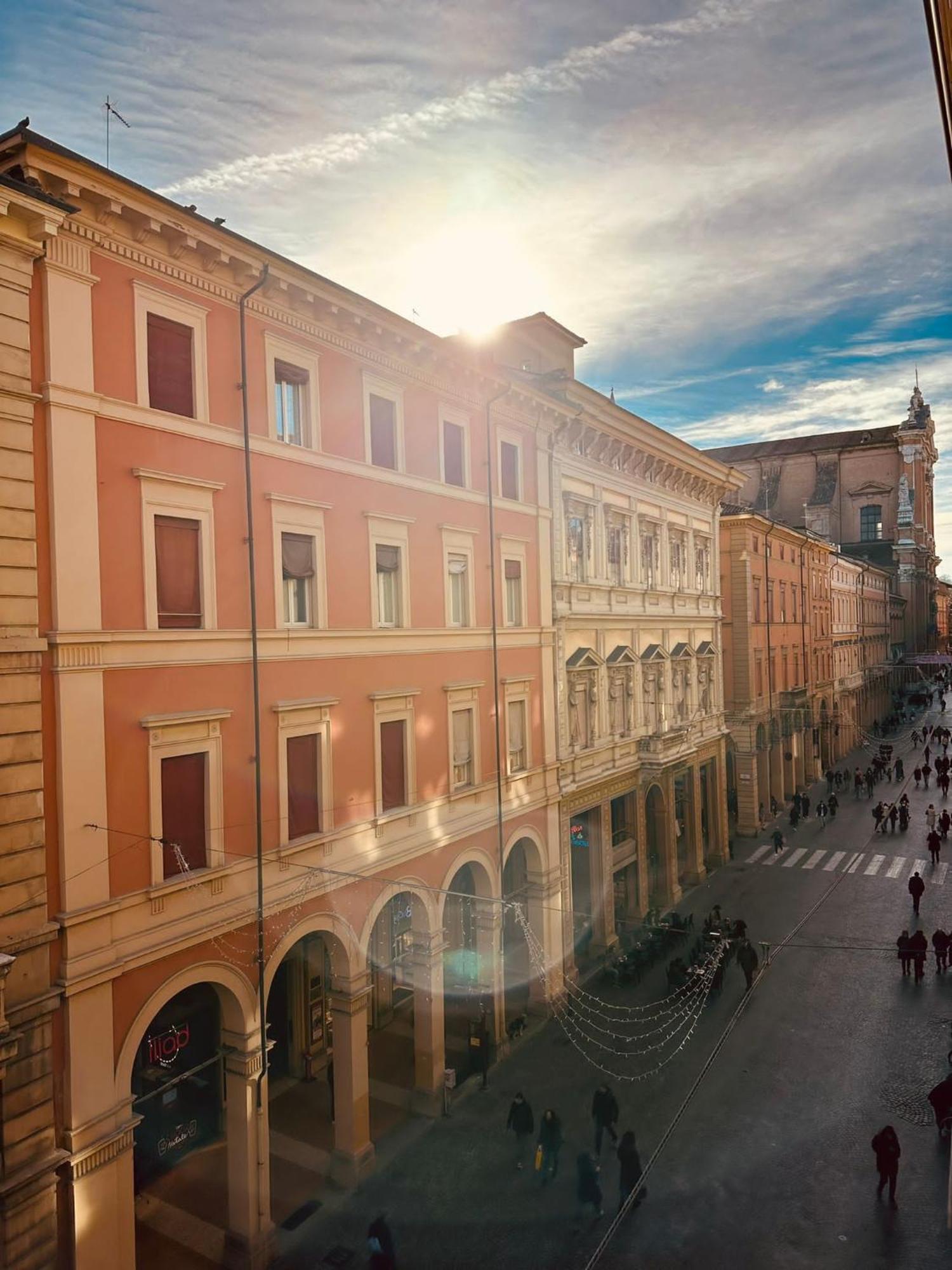 Whouse Suite Apartament Indipendenza Bologna Bagian luar foto